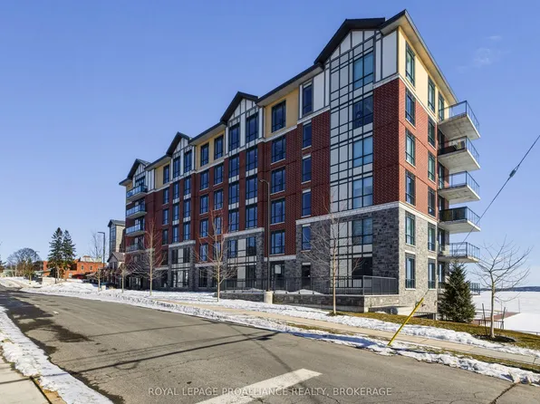 129B South St #218, Gananoque, ON K7G 1A1