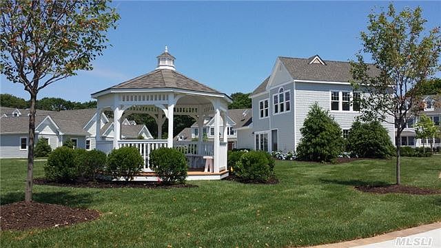 1st image of 305 Gettysburg Dr #305