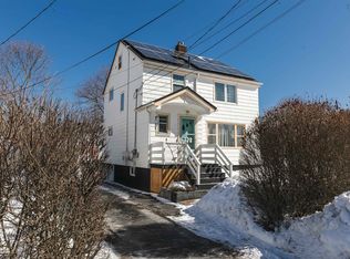 178 Victoria Rd, Dartmouth, NS B3A 1V9