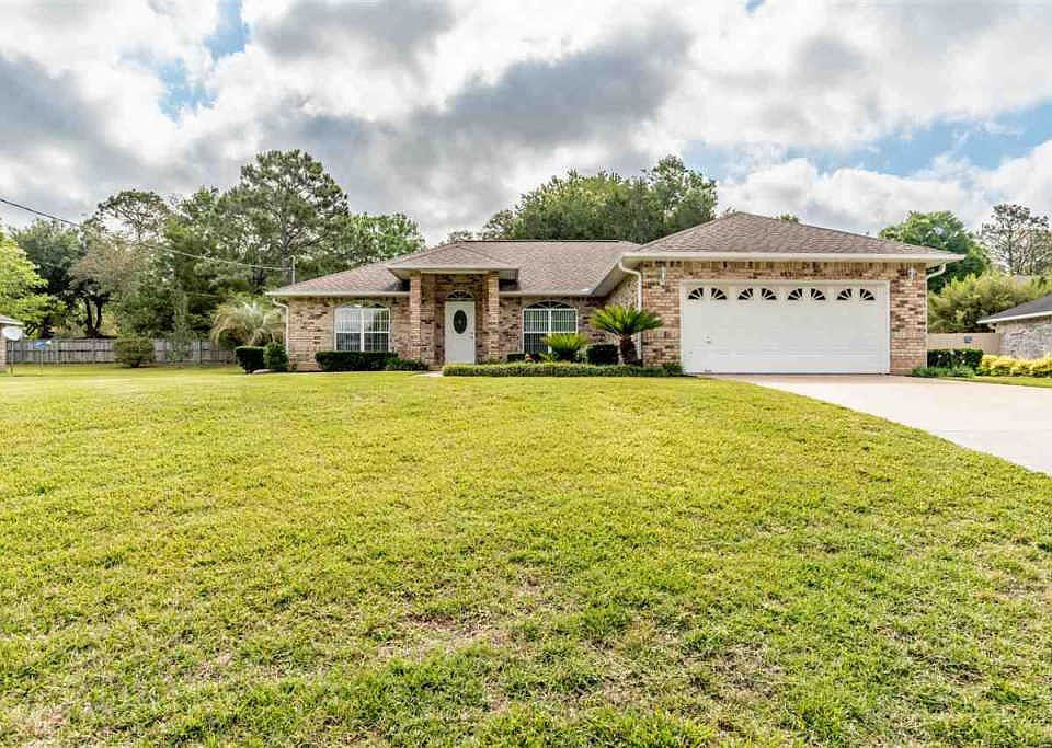 1st image of 6813 Cedar Lake Dr