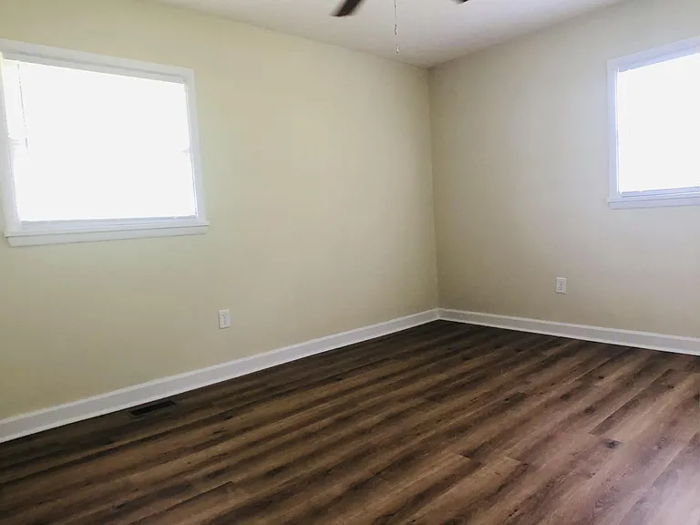 871 Windy Ridge Rd — Photo 6