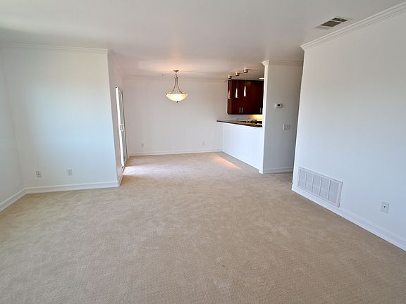 3rd image of 1150 21st St Unit 21