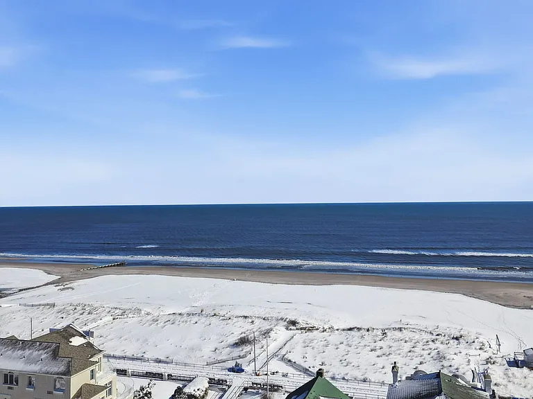 5000 Boardwalk #1008 & 1009 — Photo 10