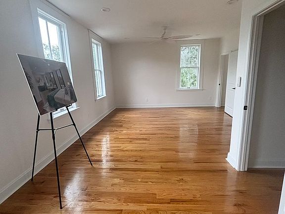 5th image of 304 E 5th St