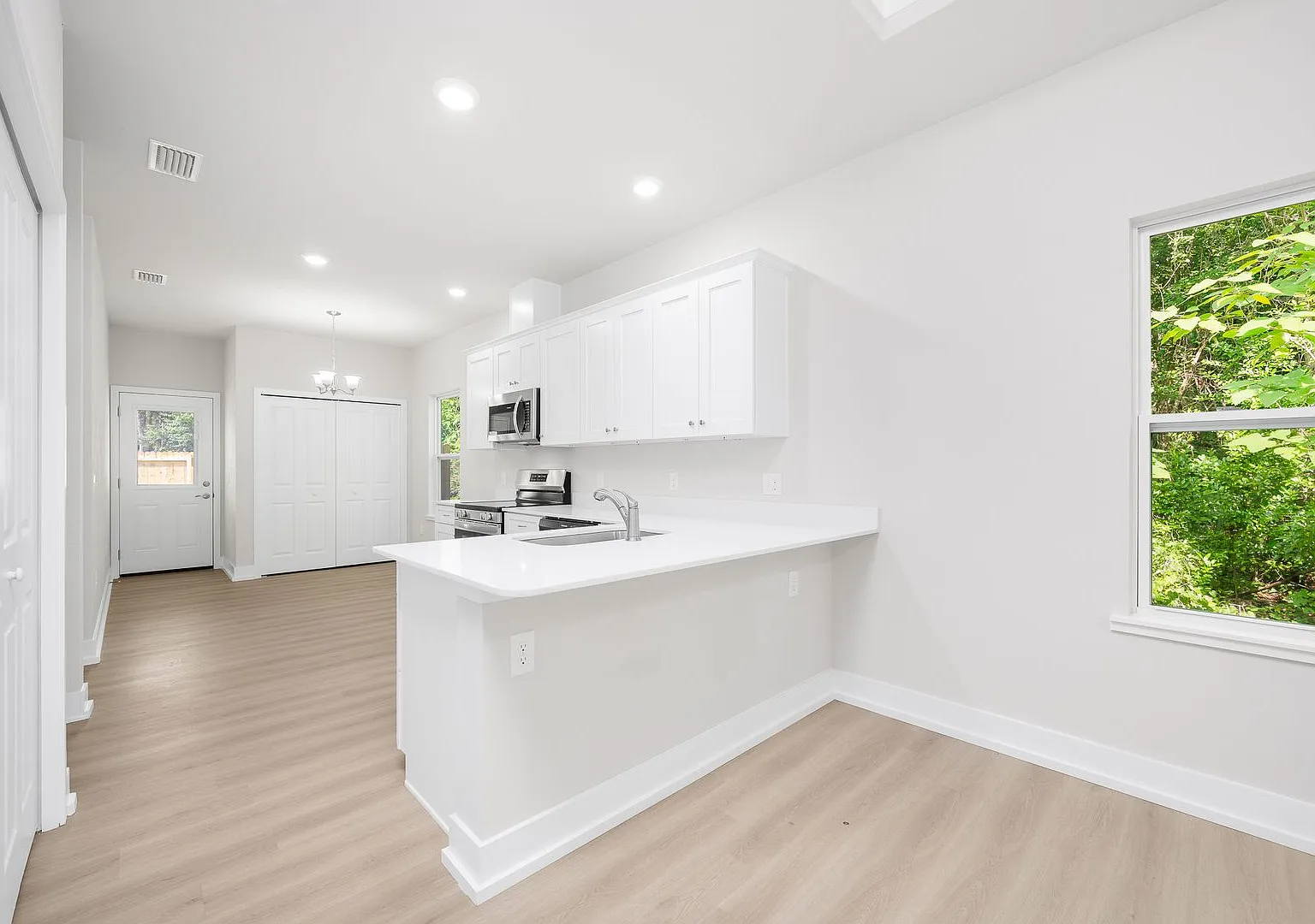 Brand New Construction - 3 Bed 2 Bath Home — Photo 3