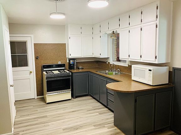 5th image of 4224 Dawn Ave
