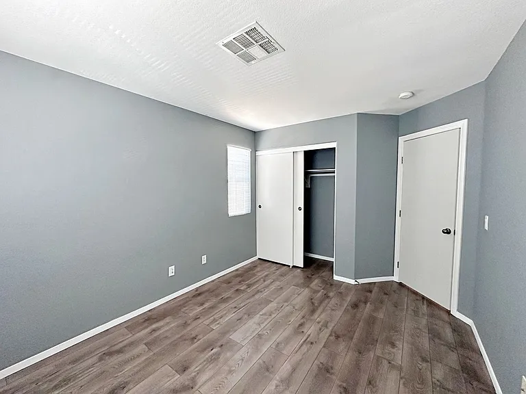 5241 Pendergrass St — Photo 15