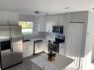 1381 SE Belcrest St, Port Saint Lucie, FL 34952