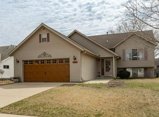 4516 Acorn Ln NW, Rochester, MN 55901