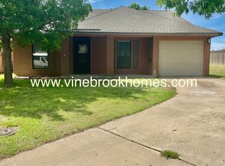 2343 Sandia Ct, Portales, NM 88130