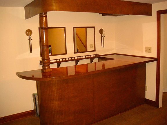 Mahagony Bar