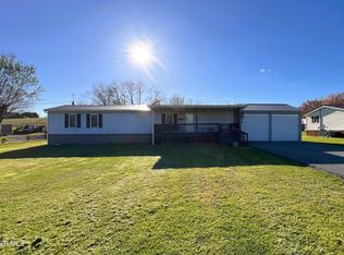 111 Chickadee Rd, Afton, TN 37616