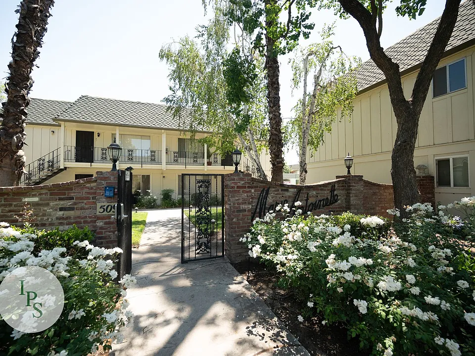 5090 N Roosevelt Ave #31
