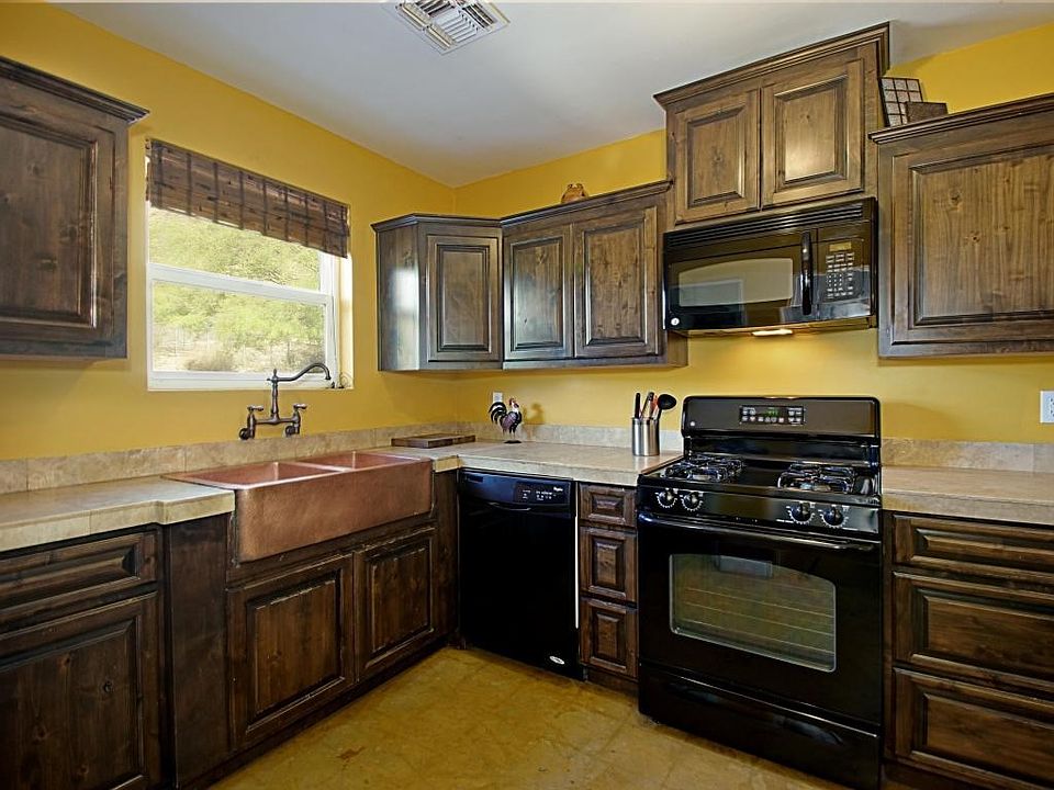 Kitchen 4