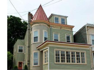 1129 W Norwegian St, Pottsville, PA 17901