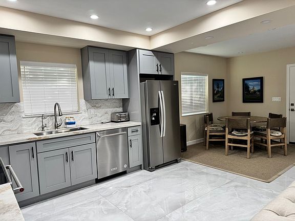 5th image of 106 E Linda Vista Ave #Adu