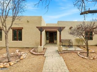 1366 E Cottonwood Ln, Huachuca City, AZ 85616