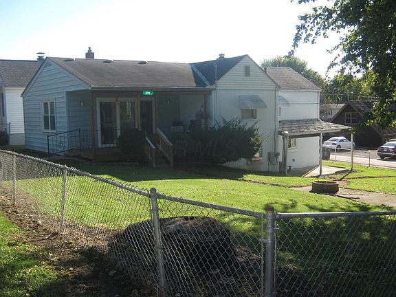 2nd image of 2715 E Park St