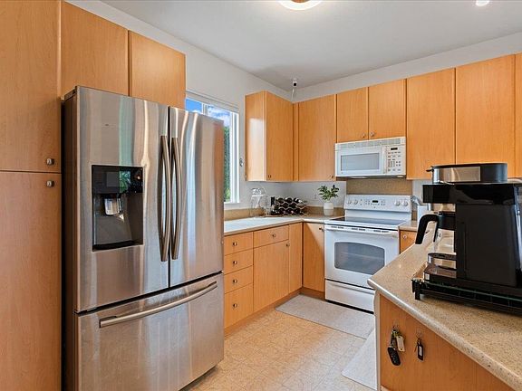 5th image of 23 Kuaiwa Way APT 22A