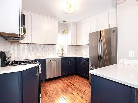 5th image of 2040 Elbur Ave