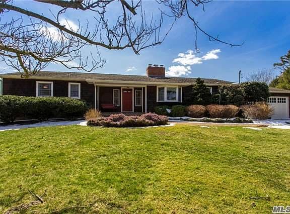 3rd image of 405 Birch Ln