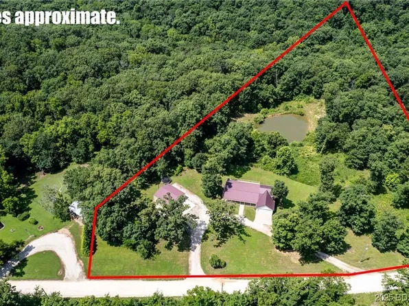 51 Hall Store Rd, Eldon, MO 65026
