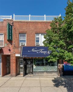 28-11 Ditmars Boulevard, Astoria, NY, 11105