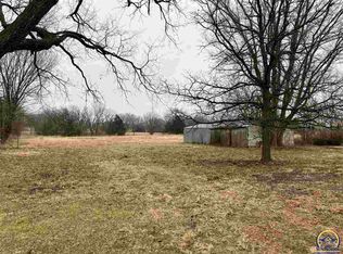 7 4th St, Americus, KS 66835