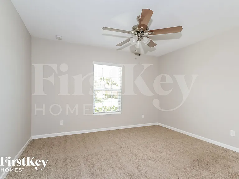 1158 SW Eleuthera Ave — Photo 11
