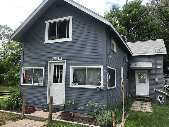2nd image of 105 Alfred St