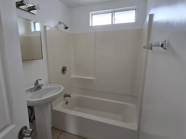 734 Embarcadero Del Mar #X, Goleta, CA 93117