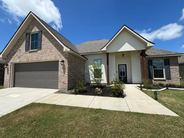 215 Norwell Ln, Bossier City, LA 71111