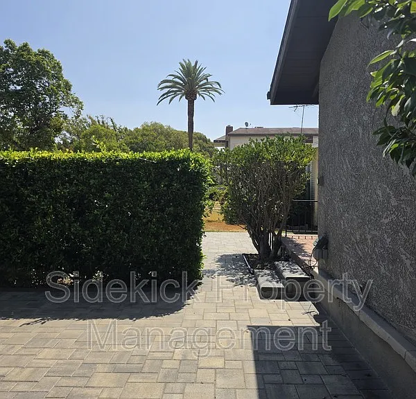 432 W Garfield Ave — Photo 23