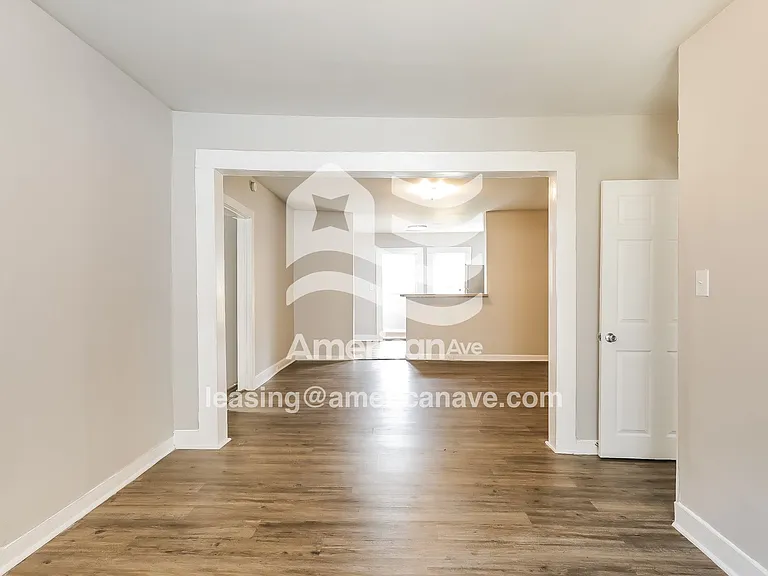 574562_004_living_room_13765398.jpg