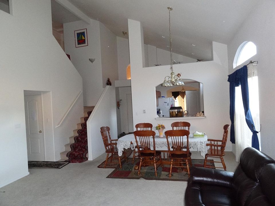 2nd image of 7305 Willow Springs Rd NE