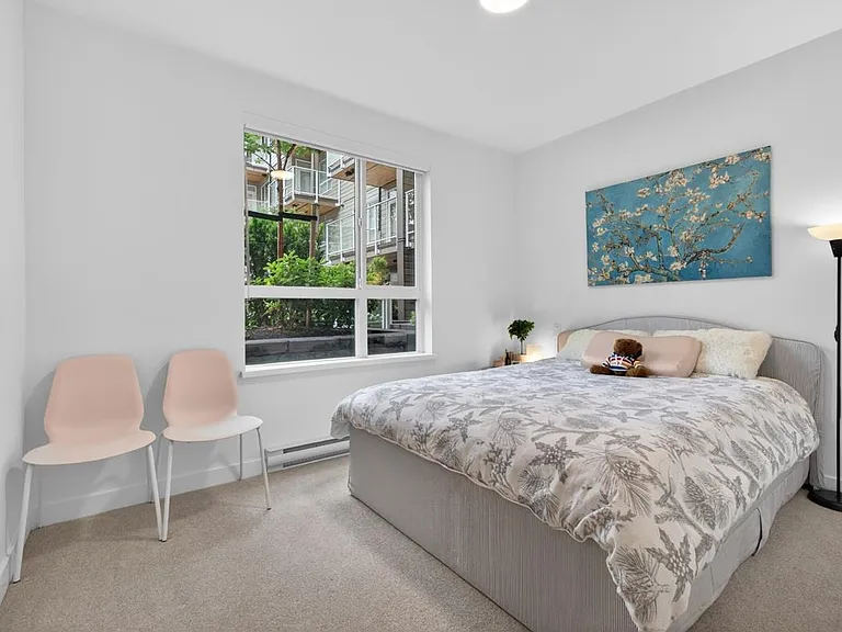 723 Grover Ave #210 — Photo 8