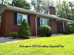 2525 Woodbine Rd, Aliquippa, PA 15001