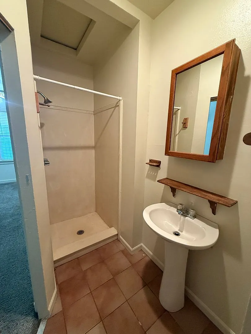 Great Move in Studio. Ready to be your new Home at an affordable price and great location. — Photo 3
