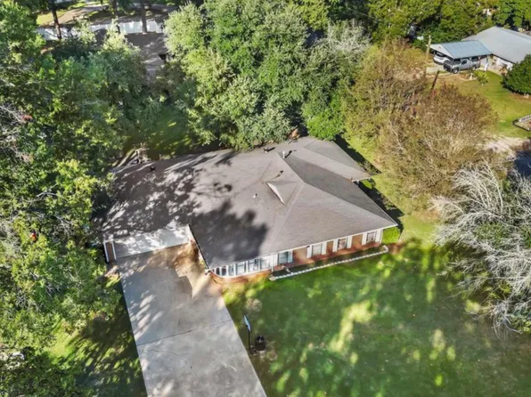 308 S Johnson St, De Kalb, TX 75559