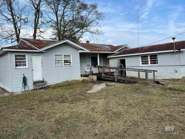 107 Avenue A, Atmore, AL 36502