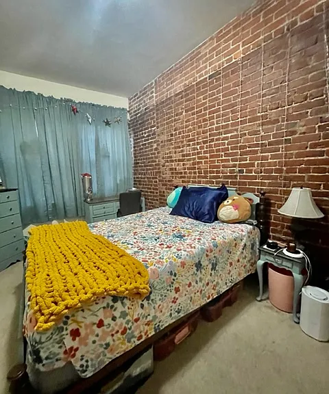 1404 Beacon St #2 — Photo 3