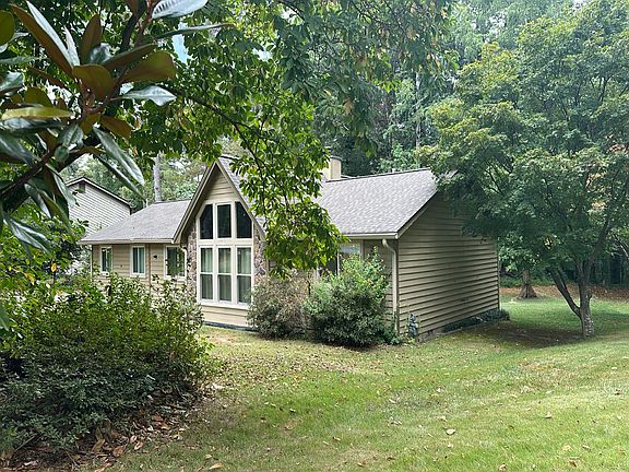 2nd image of 1088 Sawgrass Ct SW