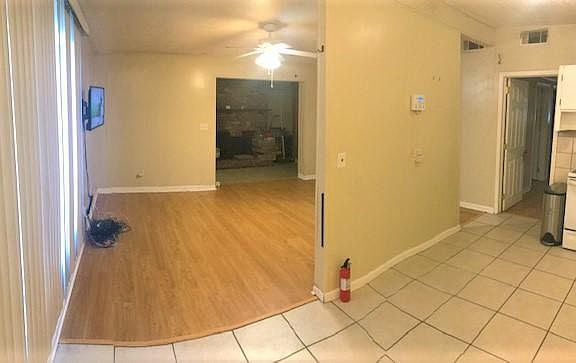 5th image of 1010 Le Brun Dr