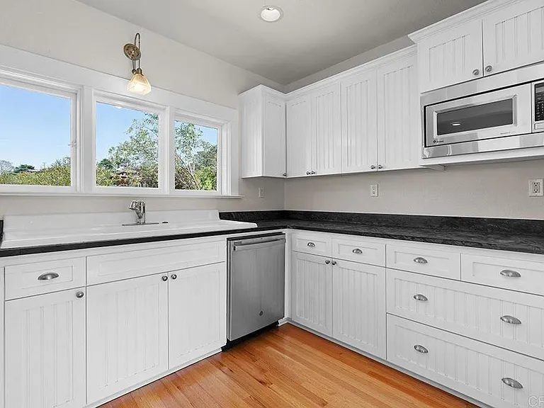 1654 Camino Del Mar #UPPER — Photo 21
