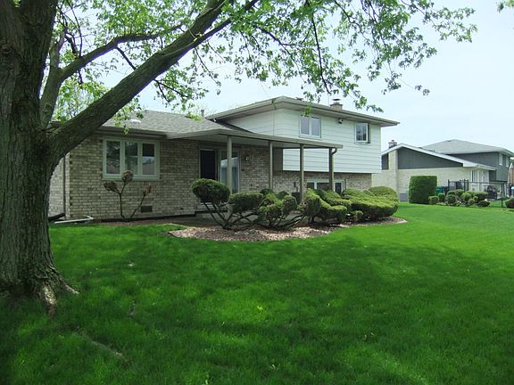 3rd image of 8236 Wheeler Dr