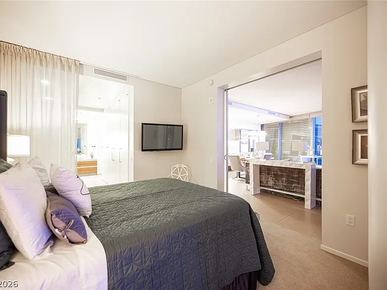 3722 Las Vegas Blvd S #1506 — Photo 29