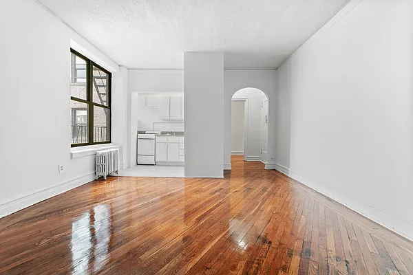 Rented by MNS | media 9