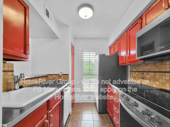 10075 Westpark Dr APT 9, Houston, TX 77042