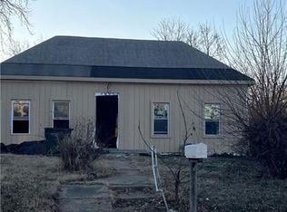 1700 5th Ave, Leavenworth, KS 66048