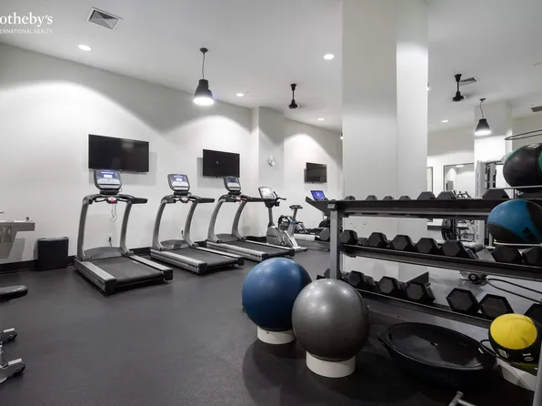 540 West 28th Street image 10 of 12